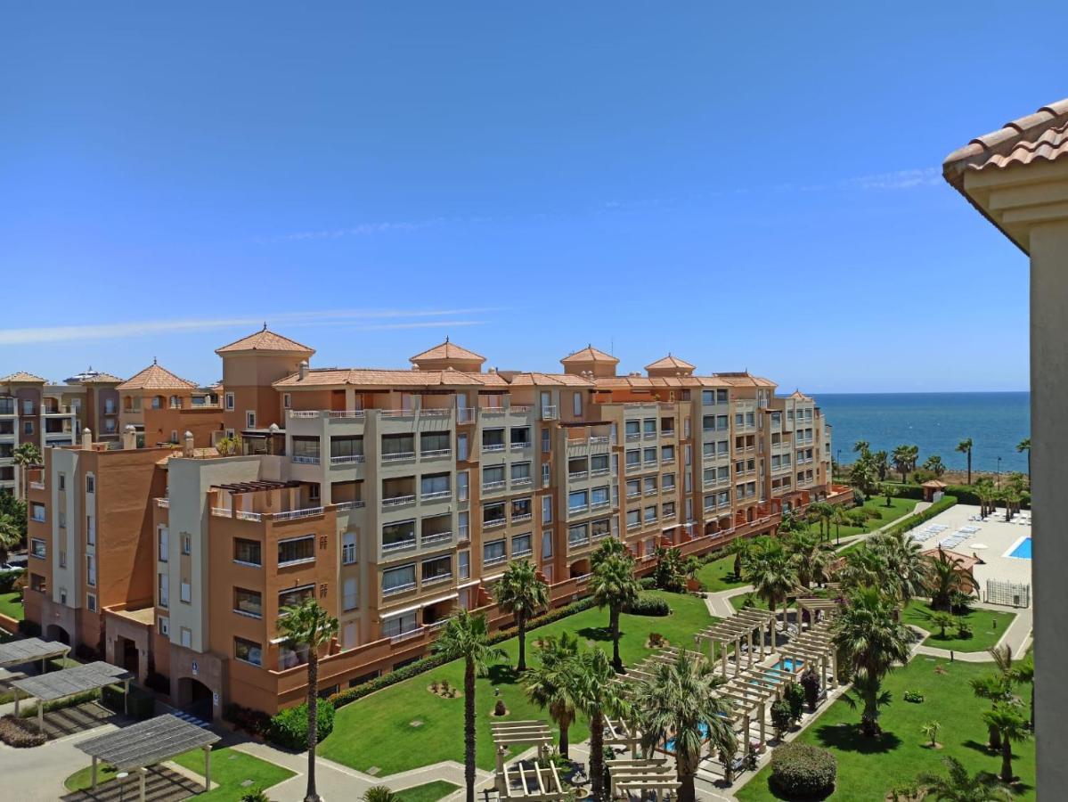 Espectacular Atico En Primera Linea De Playa Isla Canela Exterior photo